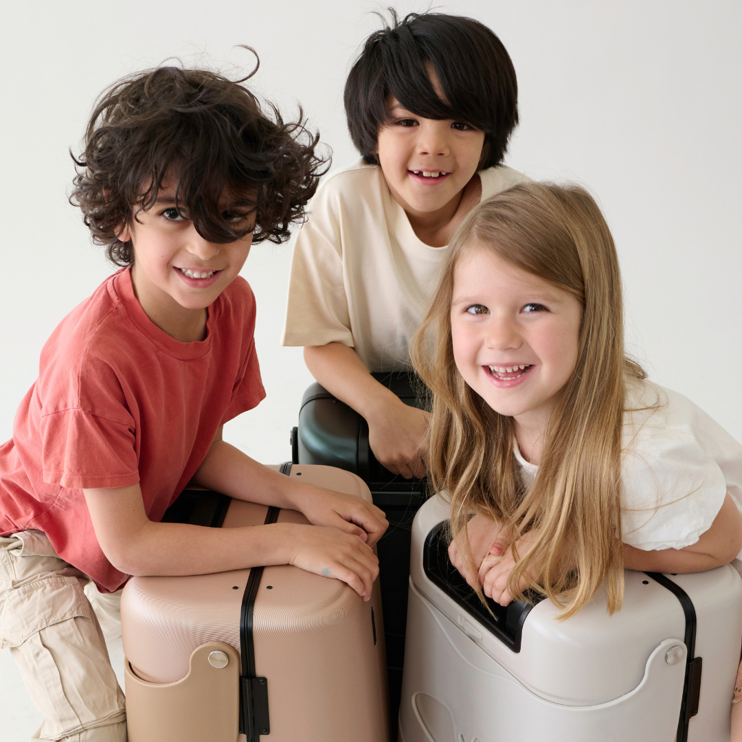 Safe and Fun Toddler Ride-On Luggage – MiaMily UK